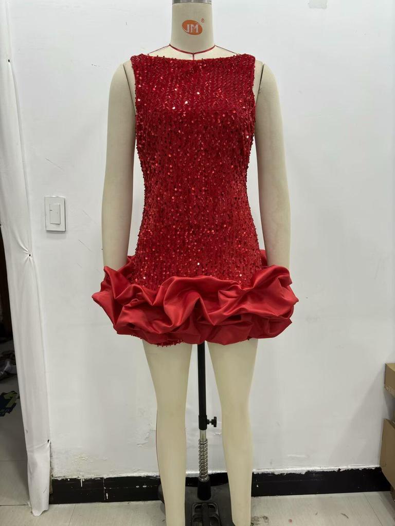 Y2K Winter Schwarzes Pailletten-Mini-Kleid mit Schulterpolstern - Ärmellose Abendgarderobe