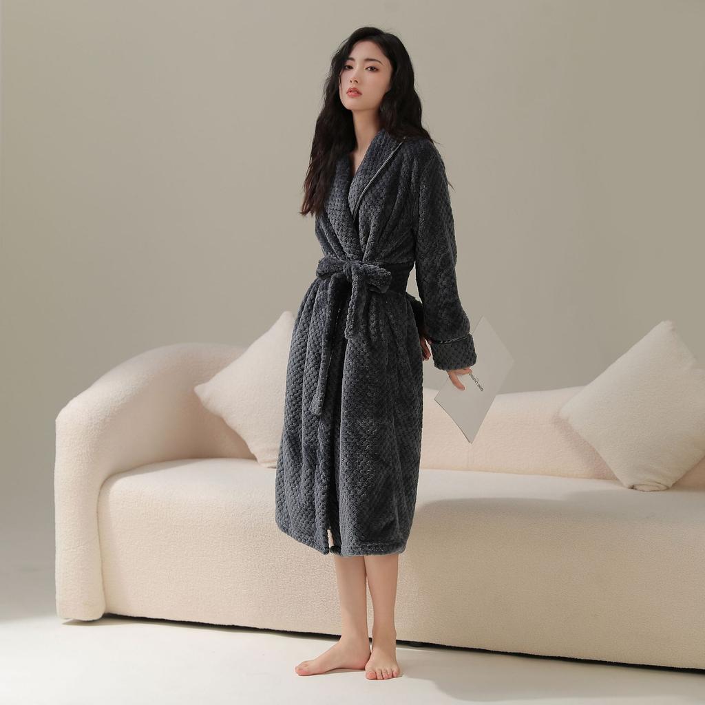 GMXIA Coral Fleece Couple Bathrobes for Women In Autumn and Winter, Long Thickened Fleece Pajamas, Flannel Warm Bathrobes for Winter