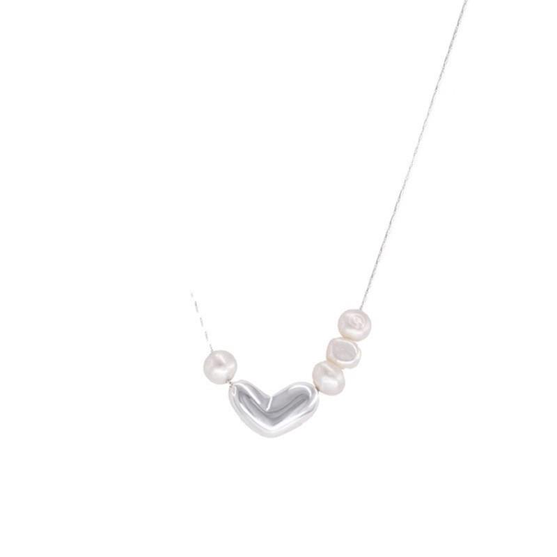 Elegant Pearl Heart Necklace - Trendy Irregular Choker for Women