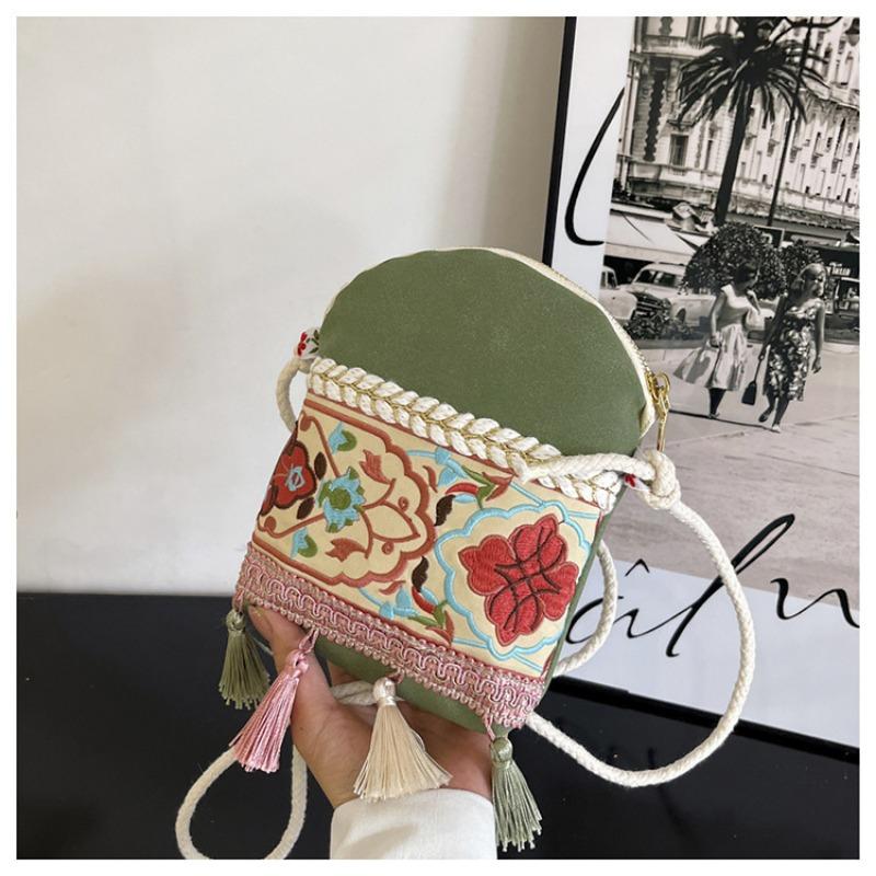 

Модная сумка на одно плечо в стиле меньшинства Женская сумка через плечо Liu Su светло-зеленый