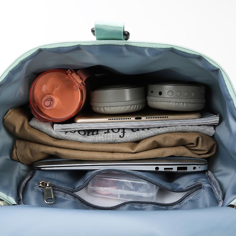 Large Capacity Travel Sports Backpack with Wet/Dry Separation and Shoe Compartment