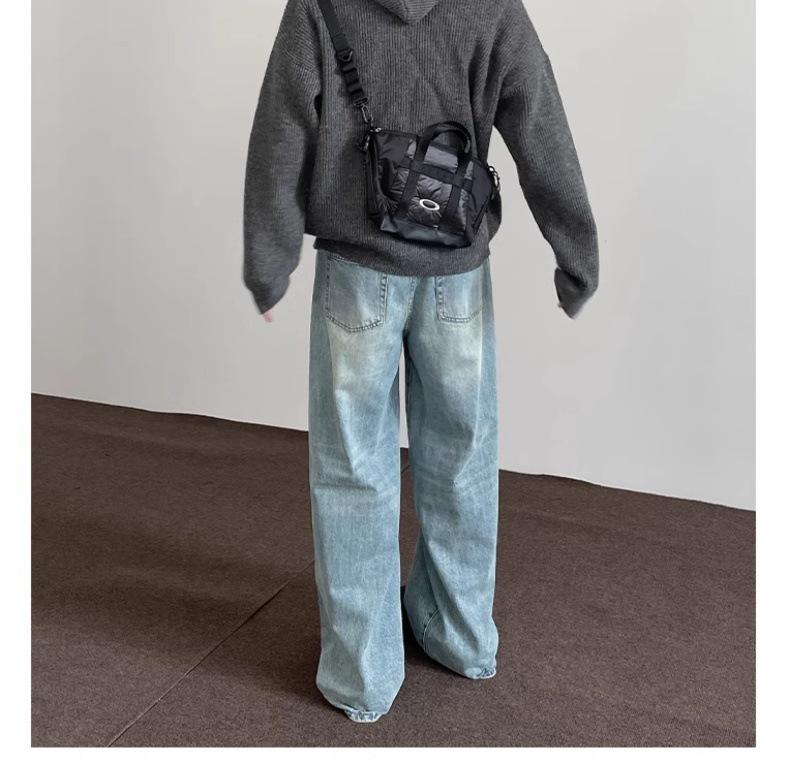 Unisex Cleanfit Washed Blue Wide-Leg Jeans – Trendy and Loose Straight Vibe Pants