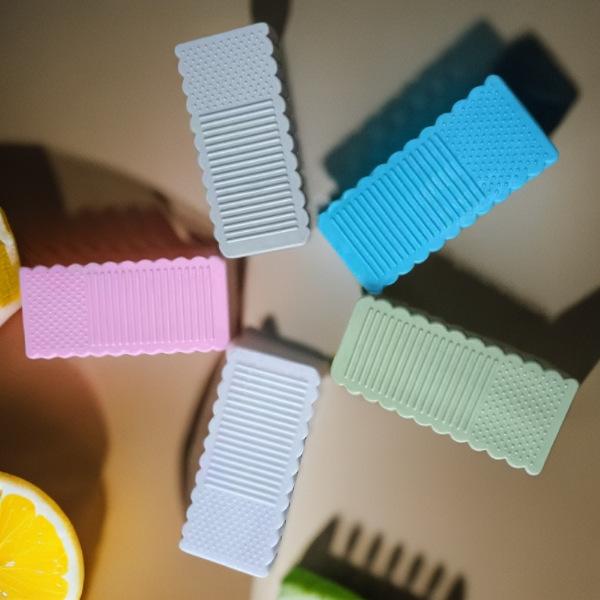 3pcs Windproof Door Stoppers, No-Drill Creative Wedges for Home Safety and Anti-Pinch Protection