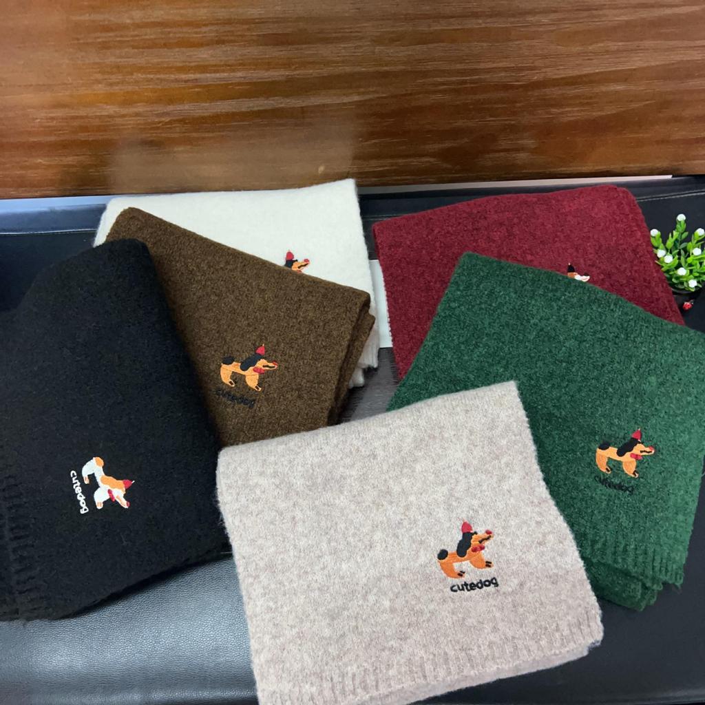 2025 Winter Japanese Cute Puppy Embroidery Scarf for Neck Protection