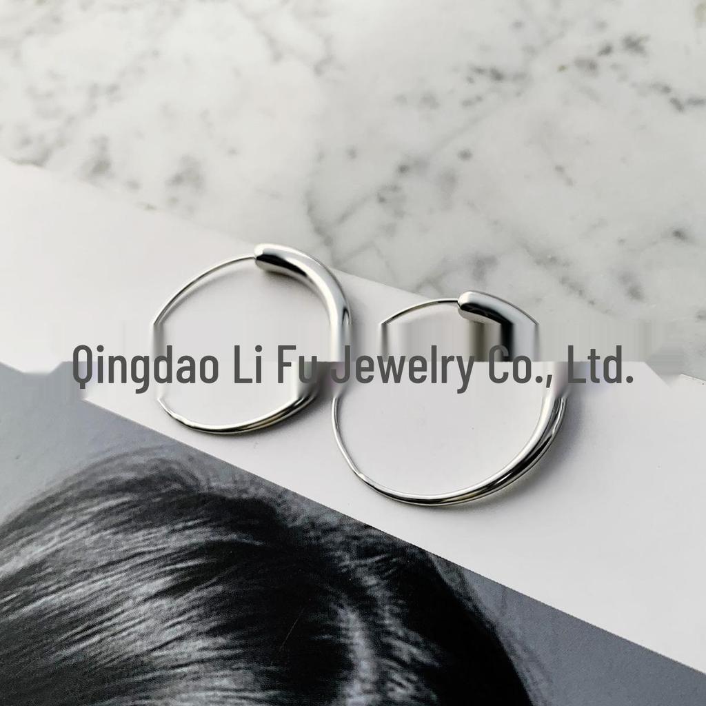 Elegant French Retro Circle Earrings - High-Quality Texture and Timeless Fashion