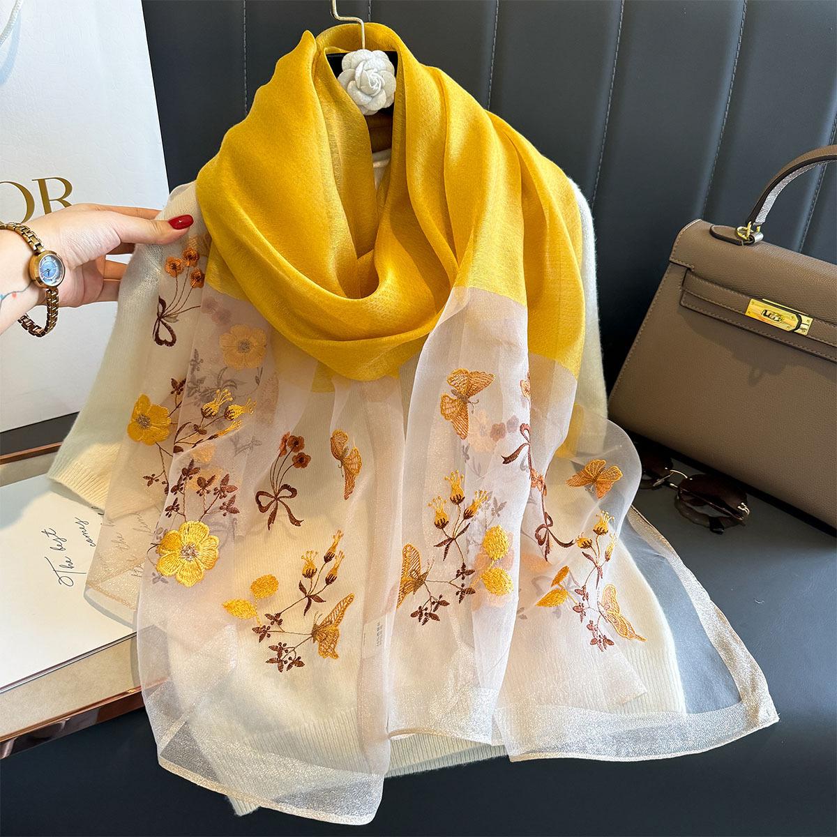 Luxe Zijden Sjaal Scarf Voor Vrouwen Design Borduurwerk Bloemen Hijab Wraps Bufandas Vrouwen Hoofddoek Fouloud Echarpe One Size orange