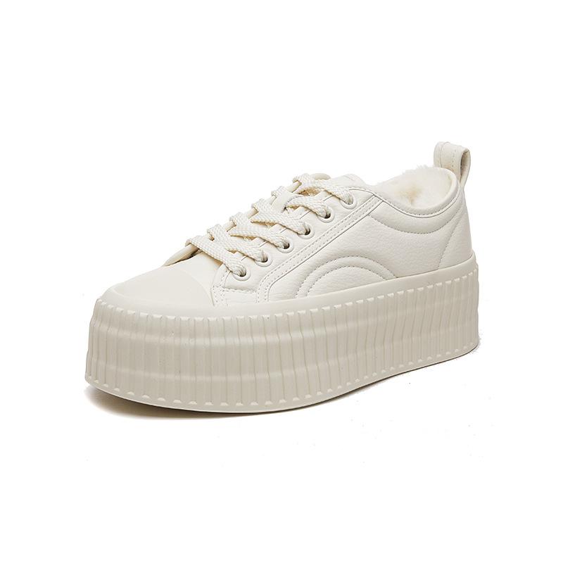 Platform Biscuit Shoes Women's 2025 Autumn and Winter Velvet Explosion Leather Little White Shoes Versatile Muffin Bottom Casual Board Shoes In