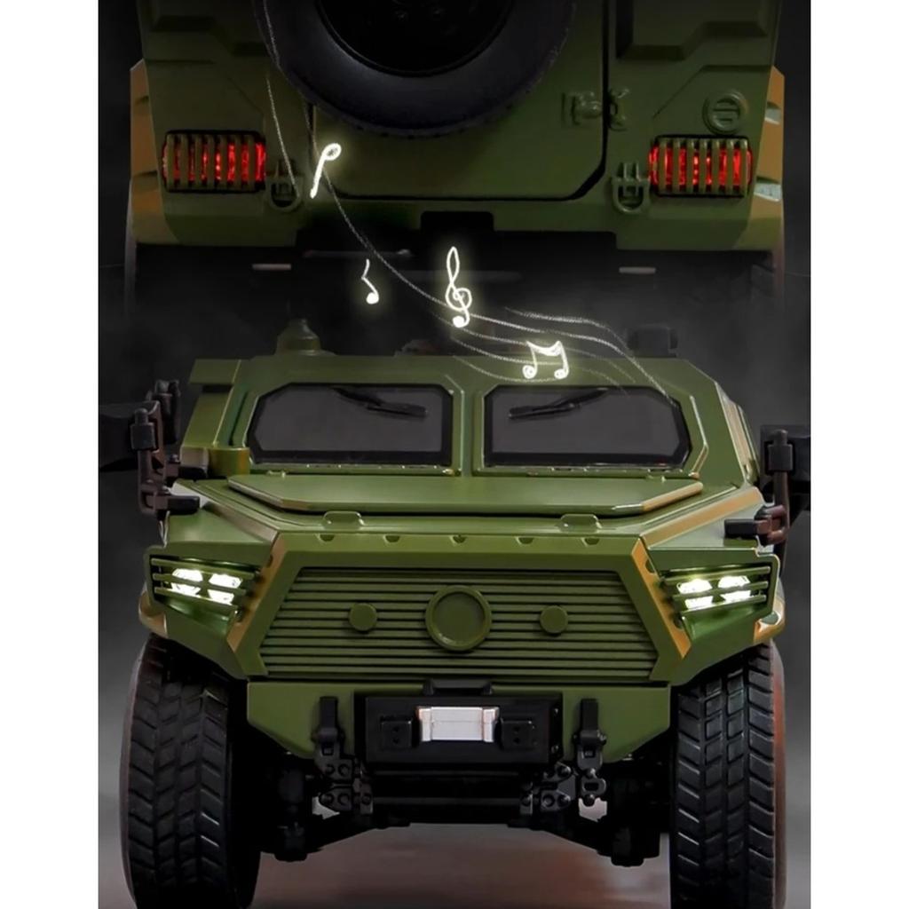 1/18 DONGFENG Warrior Military Alloy Armored Car Model Diecasts Metal Tank Explosion Proof Car Off-road Vehicles Model Sound Light Kids Toys Gift