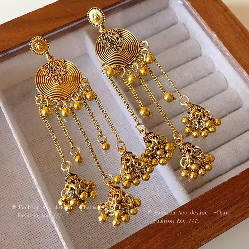 Silver Needle Ethnic Flower Tassel Earrings - Retro High-End Dangle Jewelry with Unique Personality