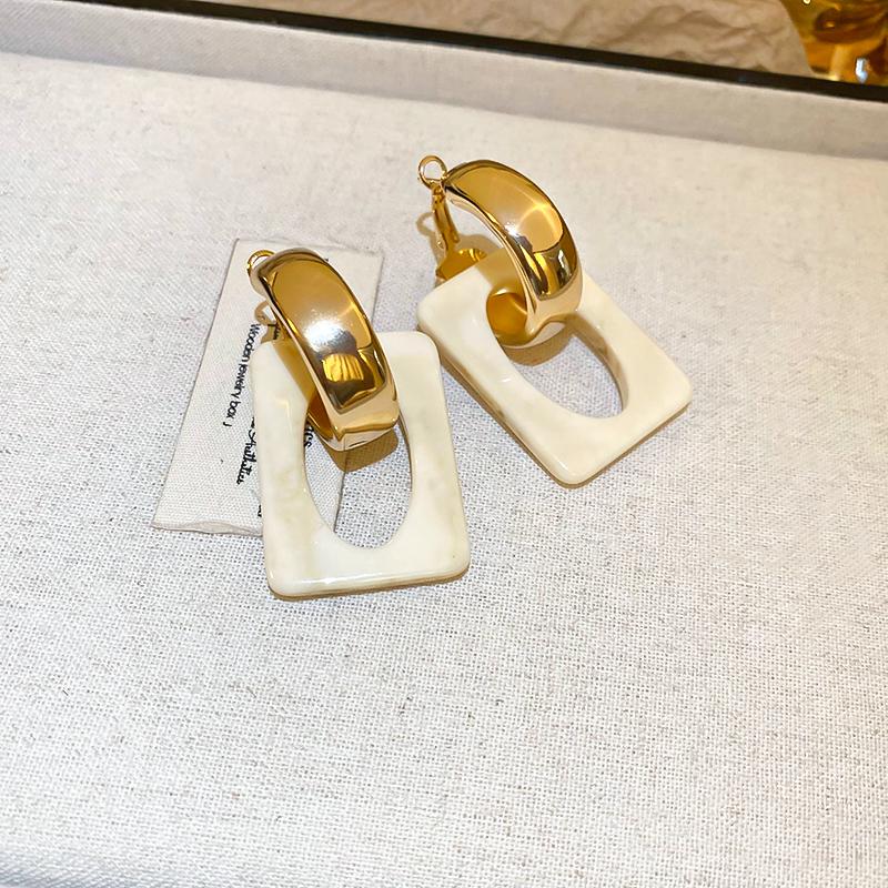 Red Round White Polka Dot Ring Dangle Earrings Hong Kong Style Exaggerated Vintage Young Advanced Ear Jewelry for Women K