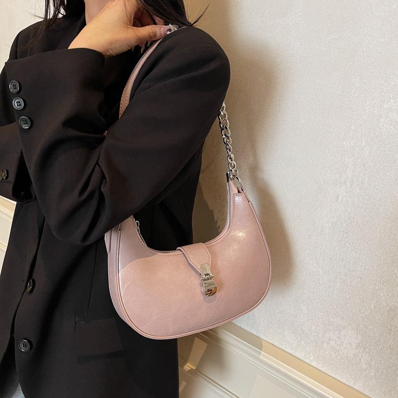 Niche design bag women's spring and summer 2025 new fashion chain shoulder messenger bag high-end underarm dumpling bag