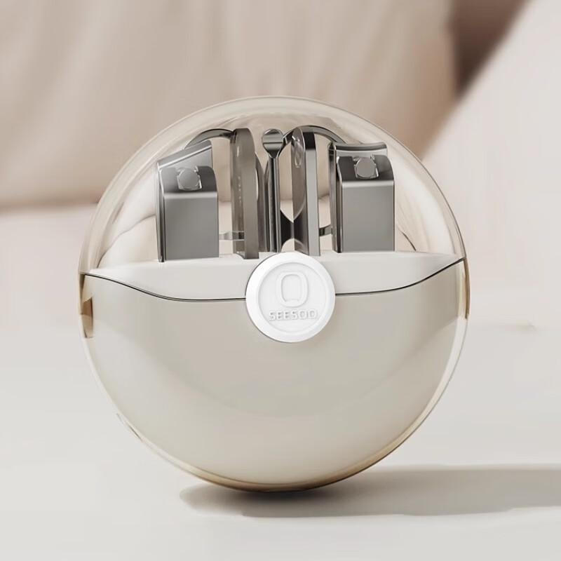 Qisu Explorer No. 1 6-Piece Nail Clipper Set