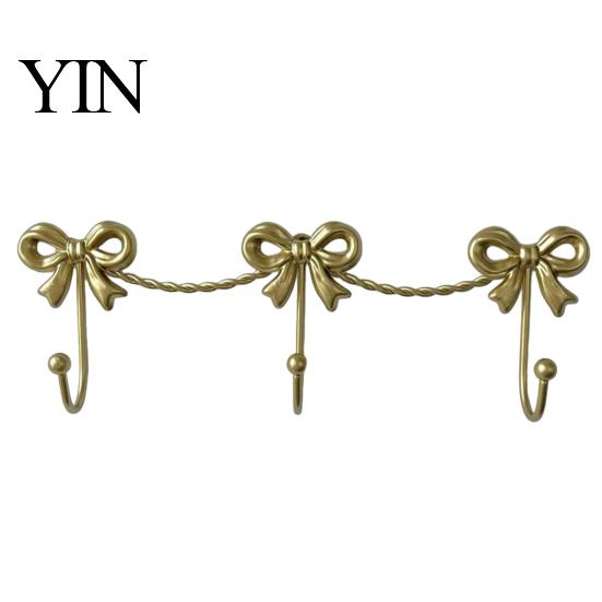 Retro Bedroom Wall Hook Iron Art Bow Triple Hook, Mounted Decorative Hanger, French Hanger Style Gold Metal Organizer for Entryway Bathroom And Three