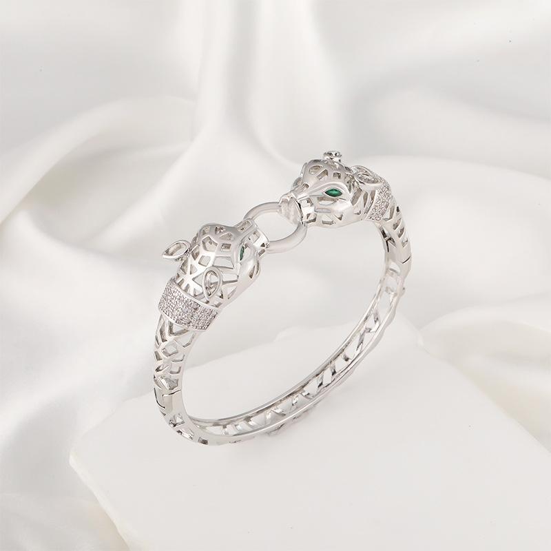 Fashion High-end Hollow Leopard Head Bracelet Buckle Open Bracelet Bracelet One Size(18CM~21CM)