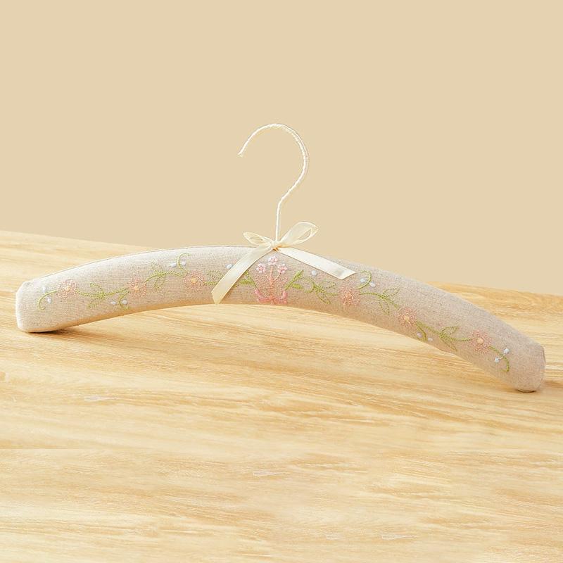 1Pc Wedding Clothes Hanger Photo Props Storage Full Dress Fabric Creative Embroidery Pattern Bow Ribbon