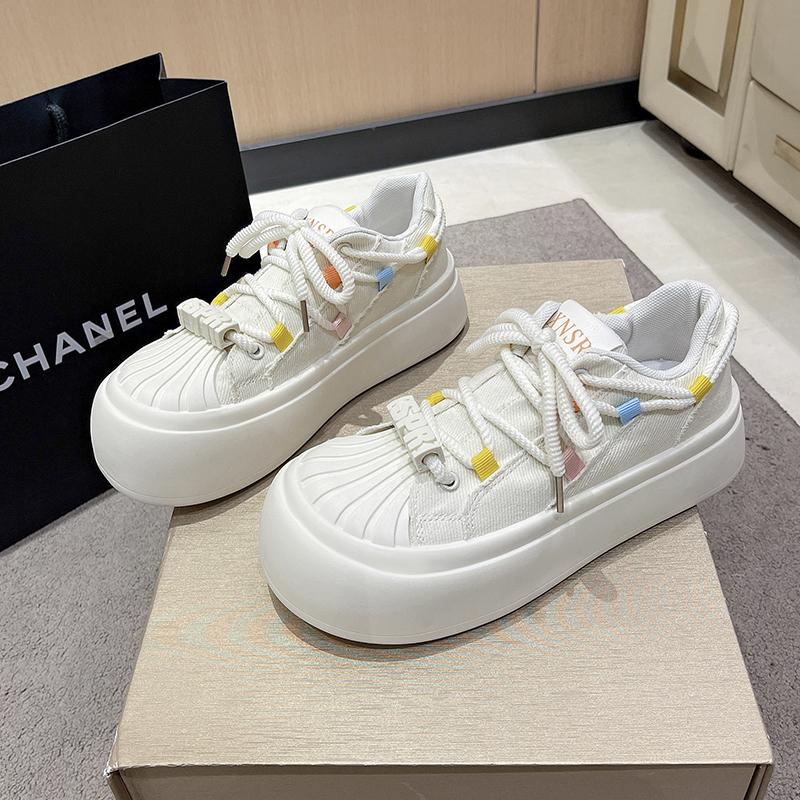 Fashion New Women Cloth Flat Shoes Autumn Fashion Casual Thick Soled Designer Breathable Canvas Student Beige Lace Sneakers for Women