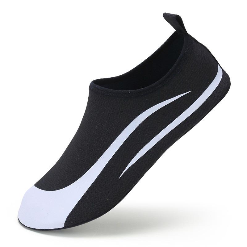 New outdoor sports shoes breathable stream shoes non-slip wading shoes amphibious beach shoes mountaineering