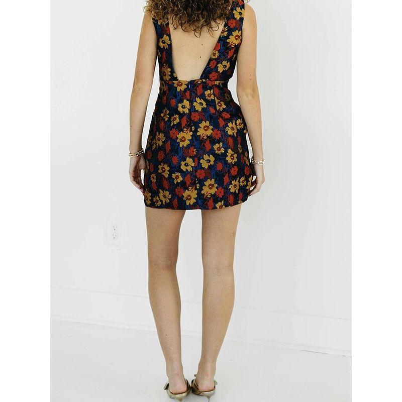 Foreign Trade Order Temperament Fashion Elegant Beautiful Jacquard Lady Flower V-neck Backless Slimming Short Gyaru Dress