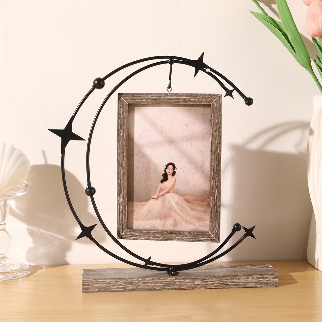 6-inch Wrought Iron Photo Frame Hollow Pull-out Design Metal Frame for Home Bedroom Desk Decoration Personal Photo Decoration