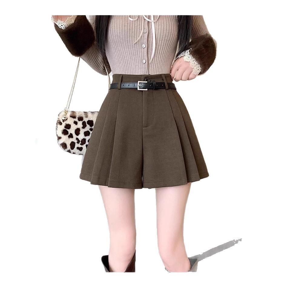 2025 High Waist Coffee Wool Pleated Shorts: Women's A-line Bootcut Wide Leg Skirt for Autumn/Winter.