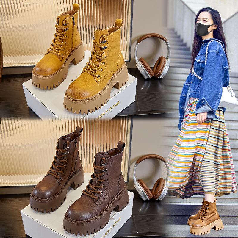 

Leather rhubarb boots women s 2025 autumn and winter new high-heeled Martin boots women s retro British style short boots women s versatile women s bo 35 чёрный
