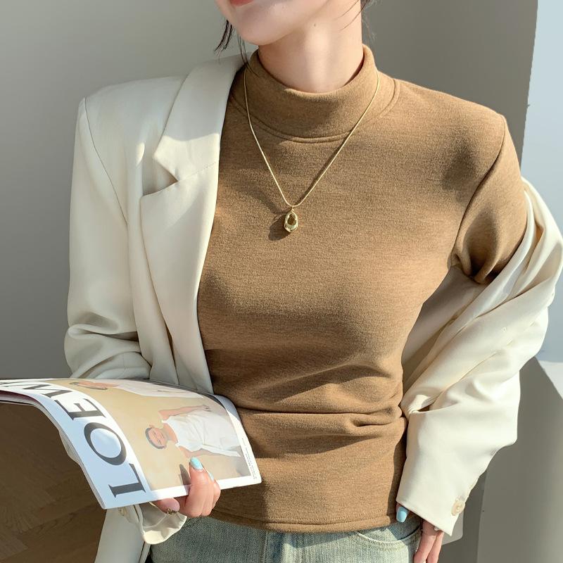 Turtleneck Pullover for Women In Autumn and Winter Fitted Top Thick and Warm Long-sleeved Top with Added Fleece