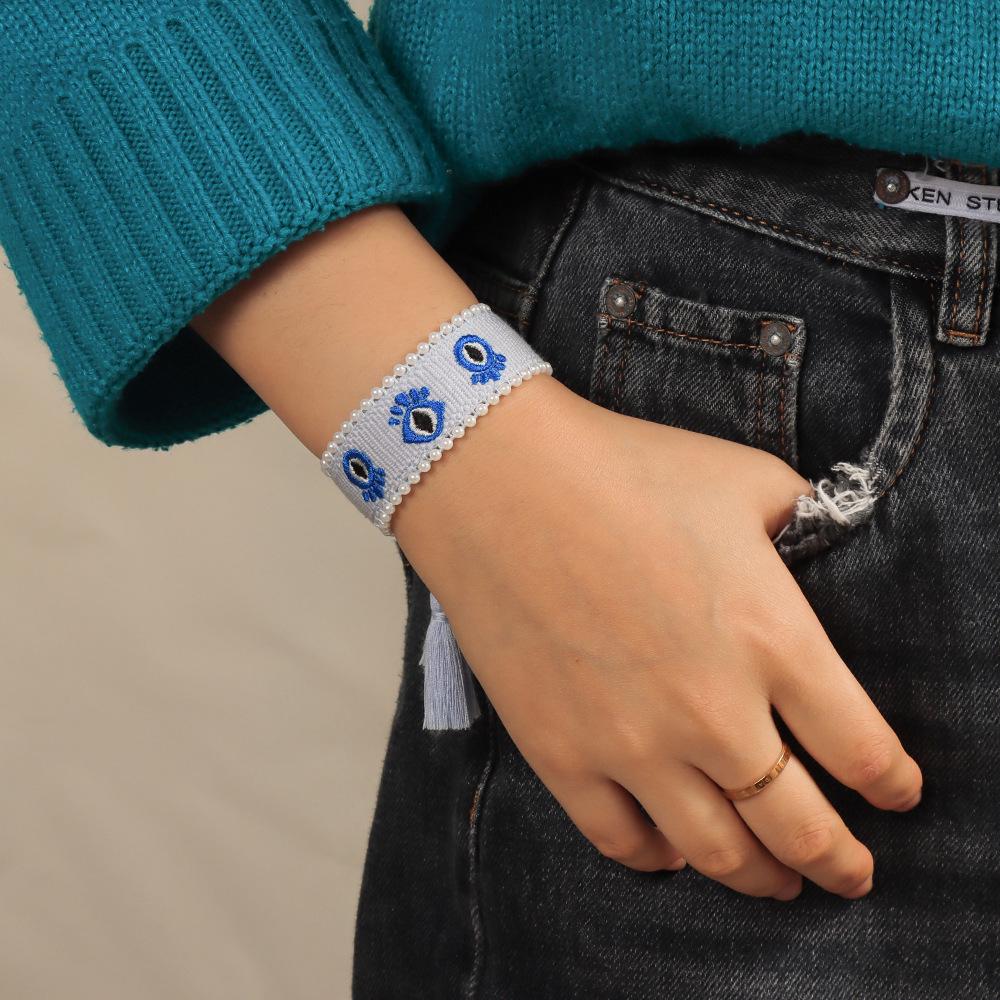 Adjustable Handmade Pearl Bracelet with Evil Eye Embroidery