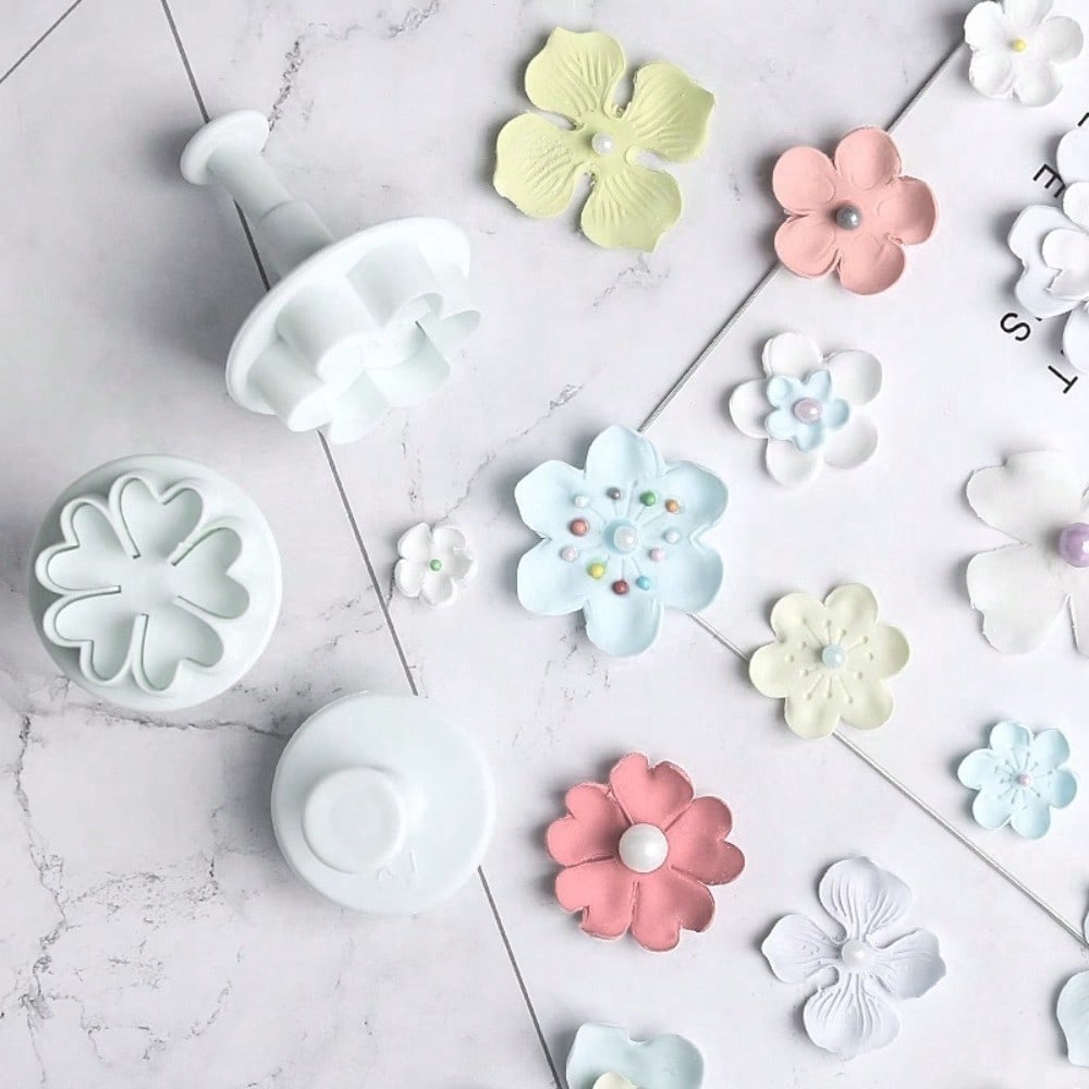 3/4 Pieces Peach Blossom Shape Biscuit Cutters Cookie Stamps Plunger Cutter Fondant Molds Embossing Spring Mold Baking Tool
