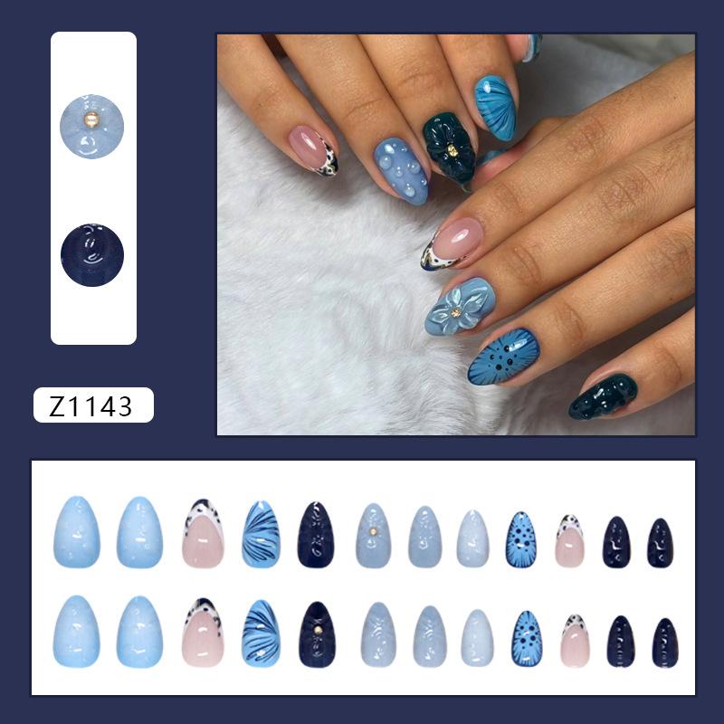 24PCS Vintage Blue Short Almond Press on Nails with Amber Gradient Pattern French False Nails for Women Sweet Cool Fake Nail Set