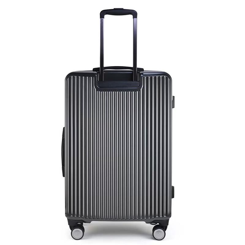 Diplomat DS-13109 Hardshell Spinner Suitcase