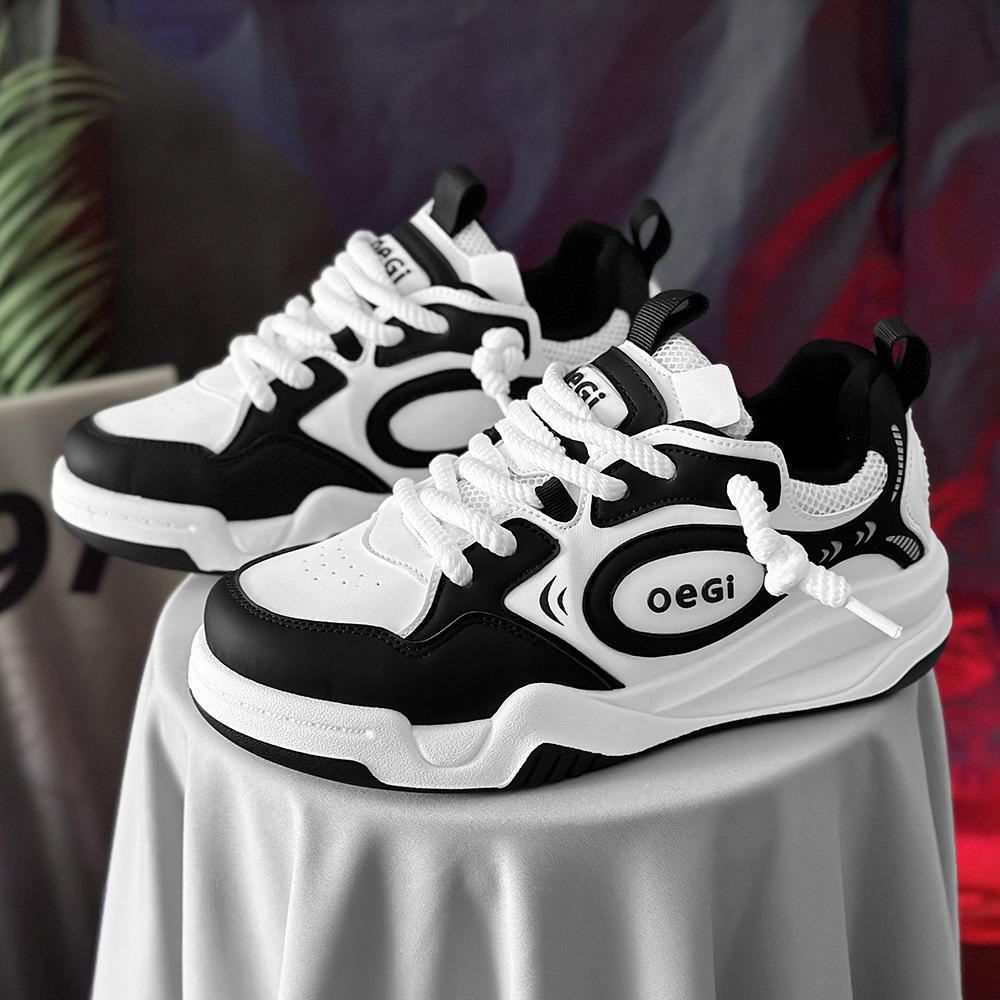 

2025 new men s shoes niche design bread shoes men s casual Guochao skateboard shoes men s board shoes 39