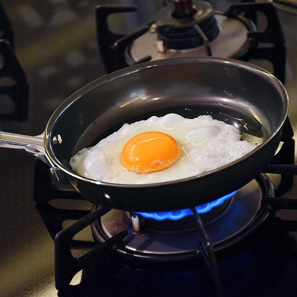 Wahei Freiz Tsubame Sanjo Black Iron Fried Egg Frying Pan 16cm IH Compatible Gas Omelet Wooden Handle Made In Japan Carefully Selected Materials