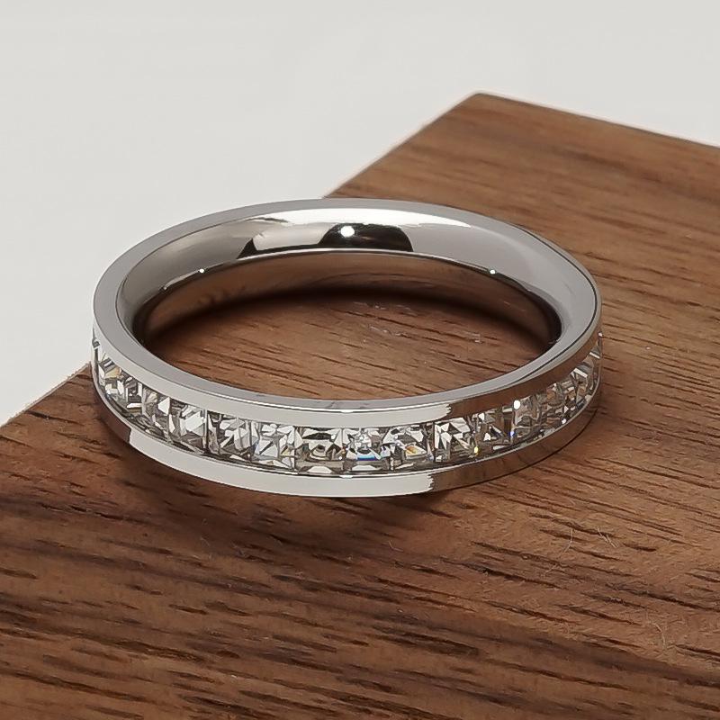 Inel de cuplu din oțel inoxidabil cu două rânduri de diamante și pietre prețioase, cu design cer înstelat