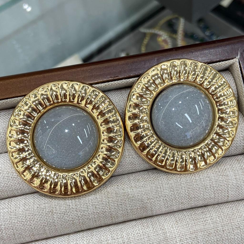 Medieval Vintage Round Earrings, Retro Metal Edge Resin Gemstone Stud Earrings, Niche High-End Earrings
