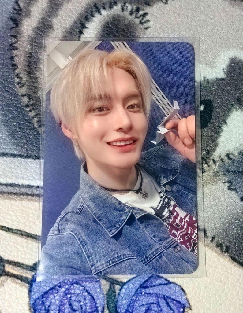 [USED] Y68 zb1 Jiun idoustage Chinese paper airplane trading card