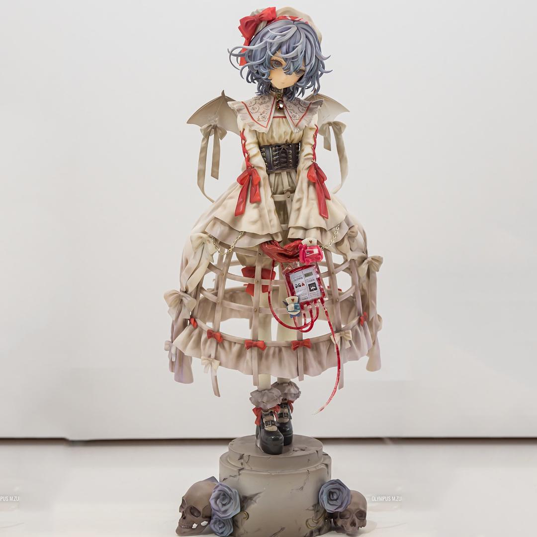 

APEX-PLAYTHINGS Touhou Project Figure Remilia Scarlet Blood Ver 1/7 Animation Girl POLYVINYL CHLORIDE Action Figure Plaything Game Statue Collector With Retail Box
