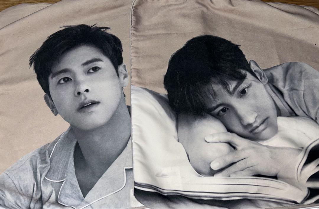 

[USED] TVXQ Official LIFE IS A JOURNEY Cushion Cover