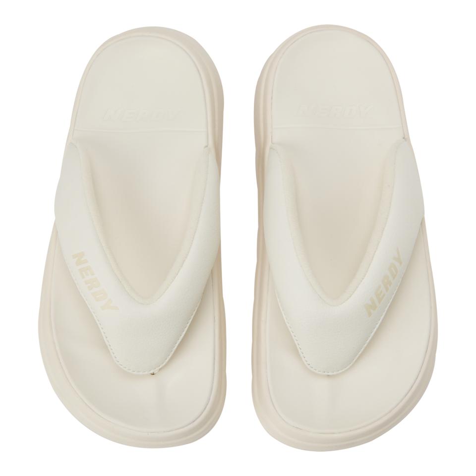 

Пушистые шлепанцы NERDY цвета слоновой кости