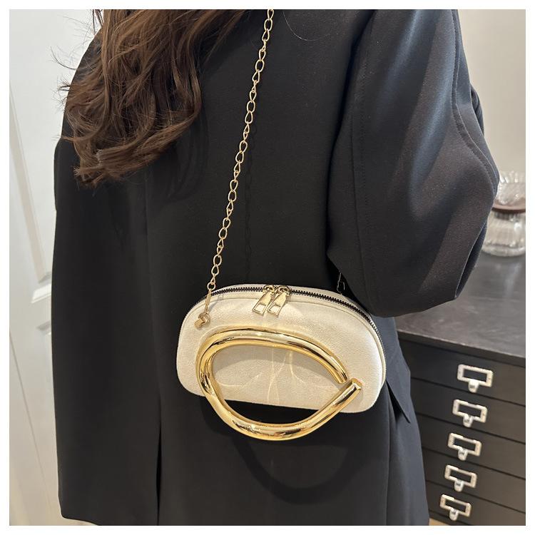 Retro Metallgriff Runde Kunstleder Clutch Tasche Vintage Kette Umhängetasche für Damen