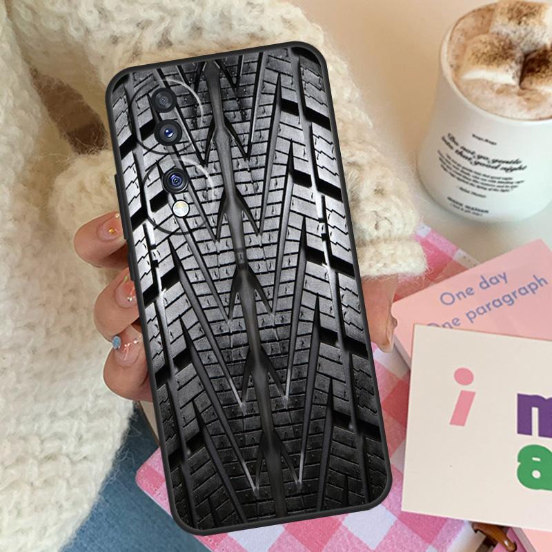 

Black Tire Tyre Tread Texture For Honor Magic 8 Pro 6 5 7 Lite Case For Honor 50 70 90 200 400 X8b X9a X9b X9c X9d Win RT Honor X9d