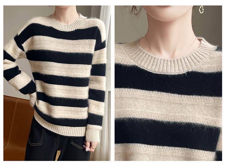 Women's Stylish Color Block Striped Wool Sweater - Autumn/Winter Korean Style Knitwear: Comfortable & Versatile.