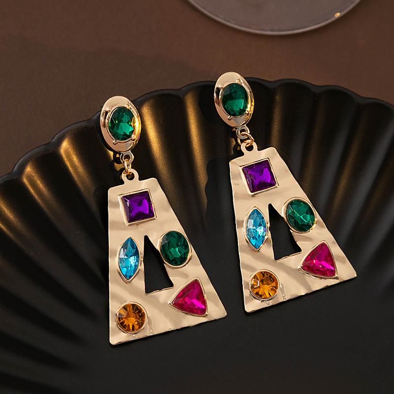 Серьги с инкрустацией цветными стразами, Простой нишевый геометрический креативный дизайн, Высококачественные серьги