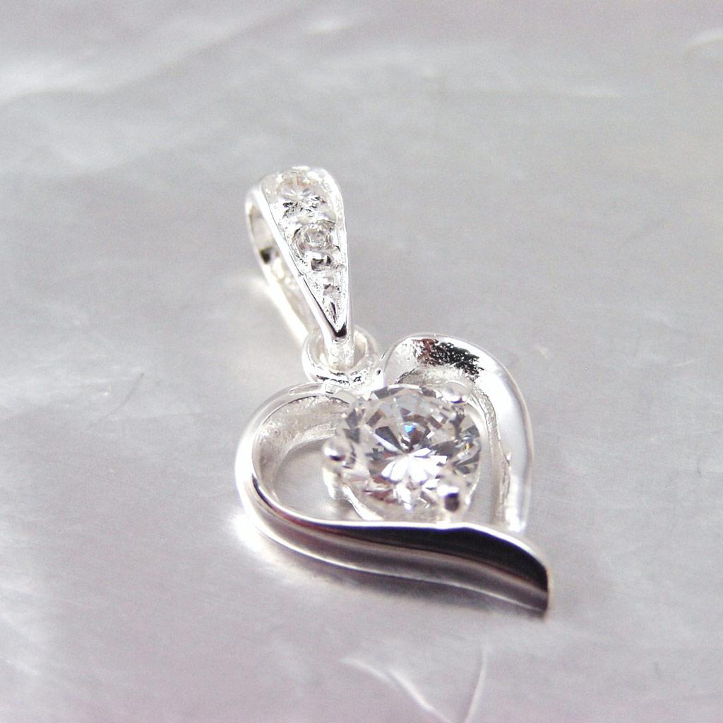 Les Trésors De Lily [F6144] - Pandantiv din argint 'Love Crystal' alb