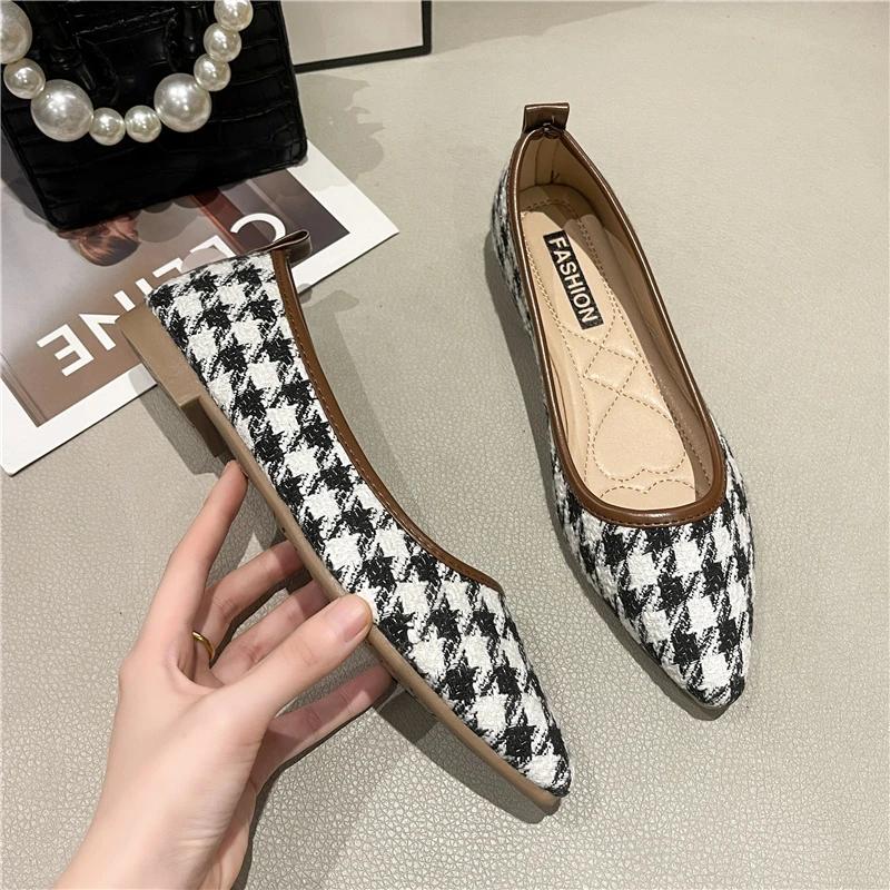 

Женские туфли с острым носком на плоской подошве, женские мокасины, новинка 2024 года, мокасины, балетки, мягкая повседневная обувь, женская обувь в клетку