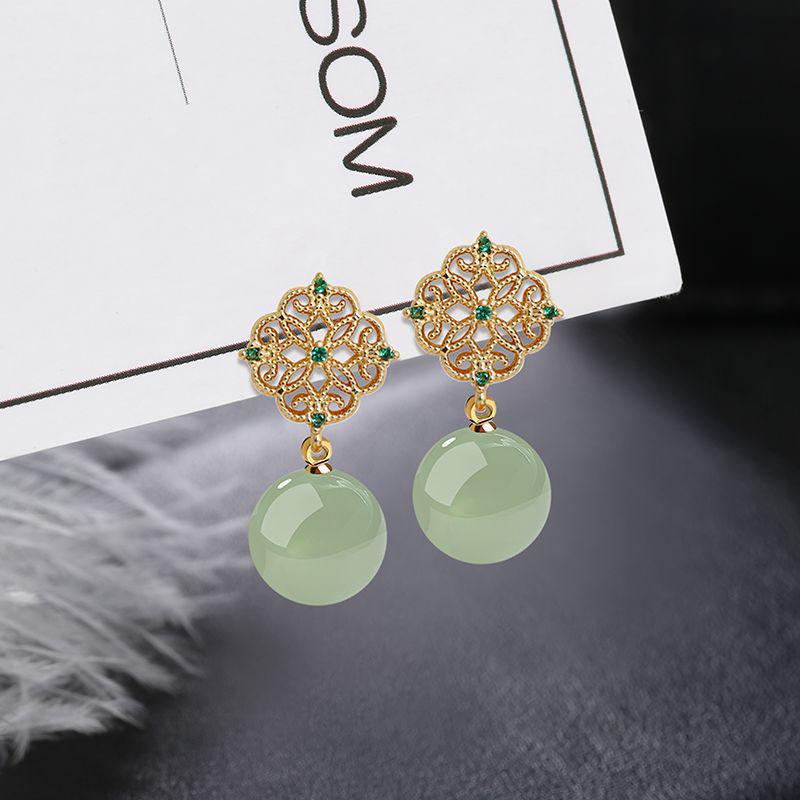 Ice Type Hetian Jade Gold Stud Earrings - Vintage Niche Design for Women, 2025