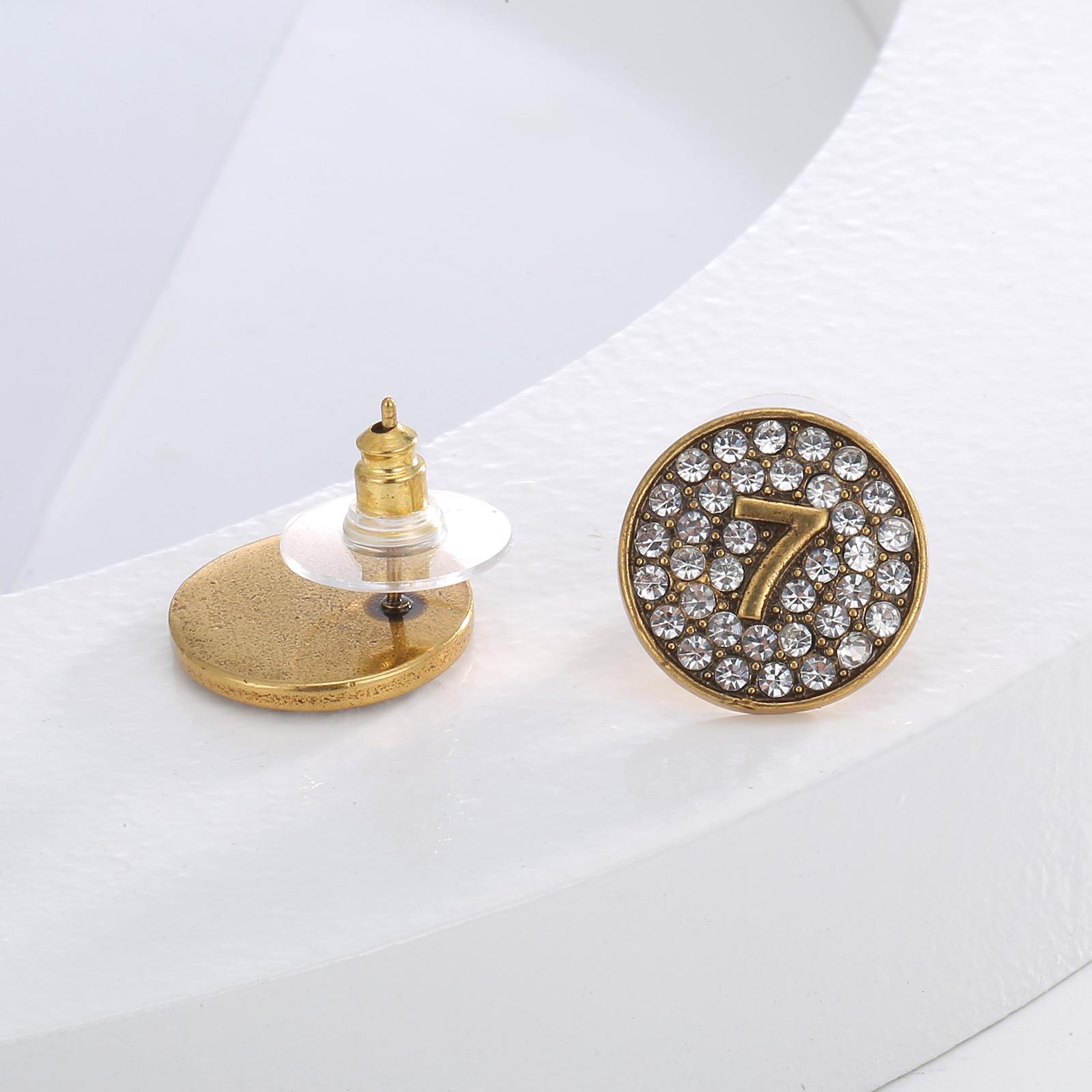 

Старые ретро серьги s925 серебряные игольчатые легкие роскошные высокочувствительные цифровые 7 полных цирконий инкрустированные круглые серьги-гвоздики мода