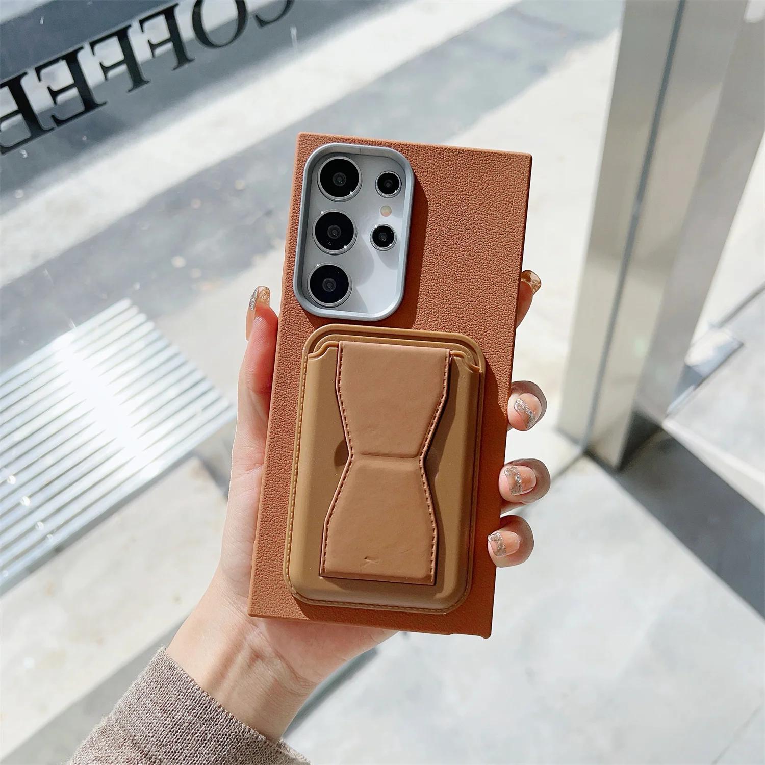 

Мягкий ТПУ Чехол для телефона Samsung Galaxy S22 S23 S24 FE S25 Edge Ultra Plus A16 A26 A36 A56 A05S A15 A25 A35 A55 5G Держатель для карт Подставка Galaxy S25 коричневый