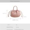 Bolsa de ombro feminina elegante com textura