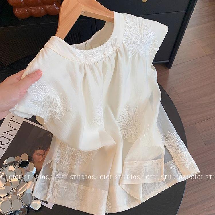 Embroidered Xiaofei sleeve elegant vest top women's summer 2025 summer gentle temperament sleeveless short top
