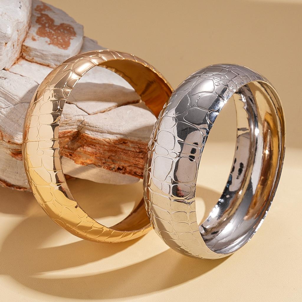 Metal snake pattern snake scale bracelet personality exaggerated bracelet fashion jewelry